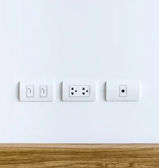 TELEPHONE & TV OUTLET